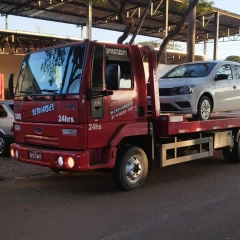 Caminhão guincho de SOS Bernardes  em Córrego Danta - MG